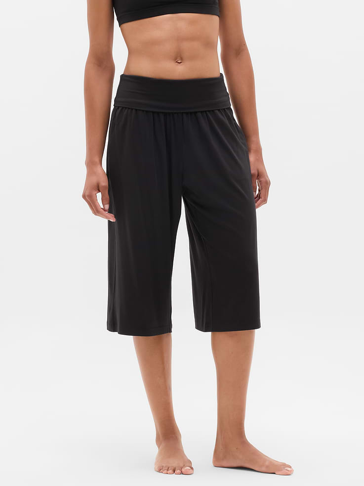 Image number 3 showing, Dream Drape Mid Rise Crop Pant