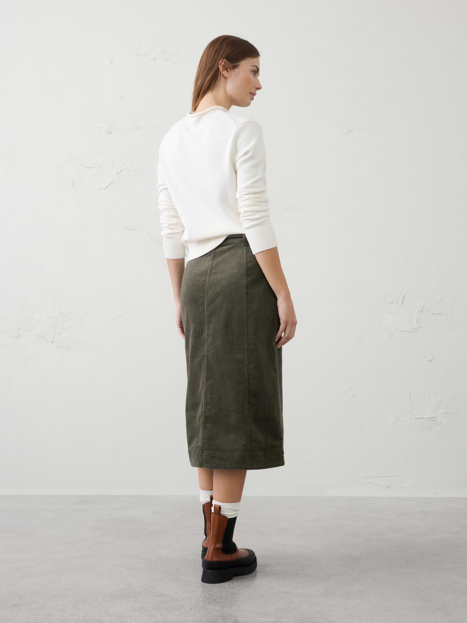 Image number 2 showing, Seamed Corduroy Midi Skirt