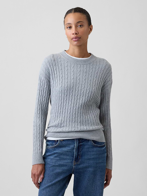 CashSoft Relaxed Cable-Knit Crewneck Sweater