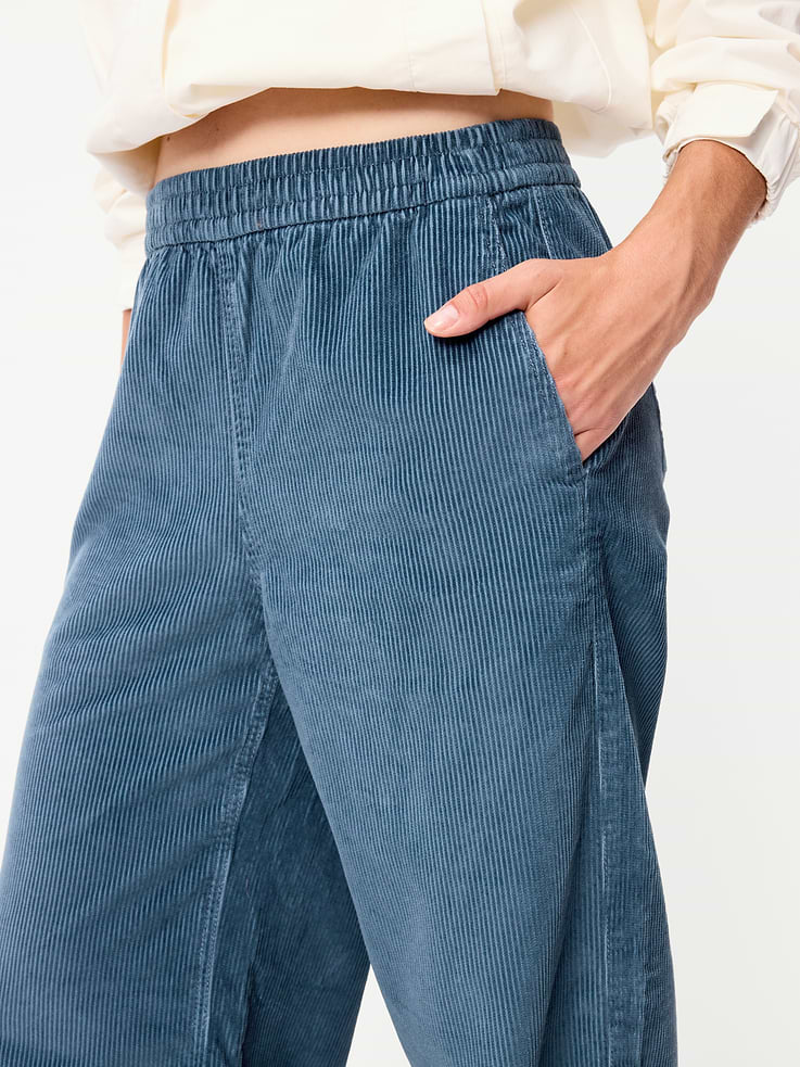 Image 4 of 8, High-Waisted Baggy Wide-Leg Corduroy Pants