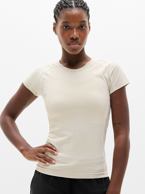 Momentum Flex Tee