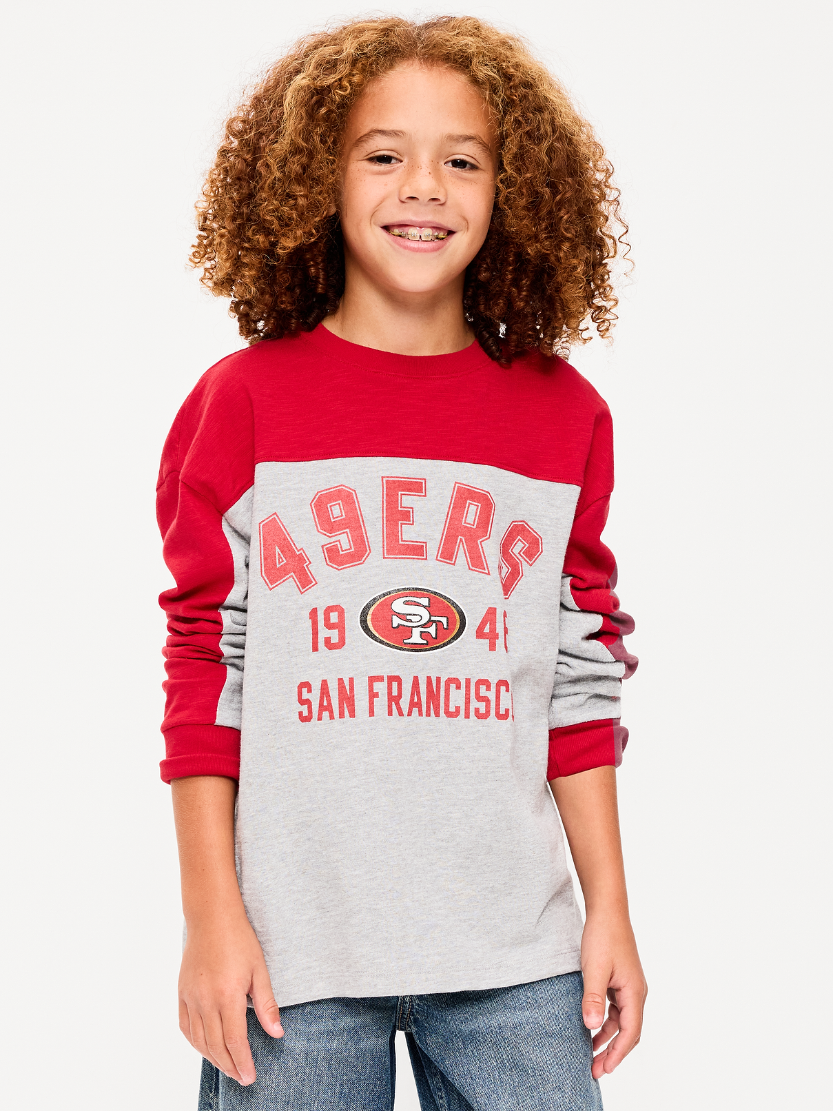 Image number 1 showing, San Francisco 49ers Long-Sleeve Oversized Graphic Football T-Shirt for Boys