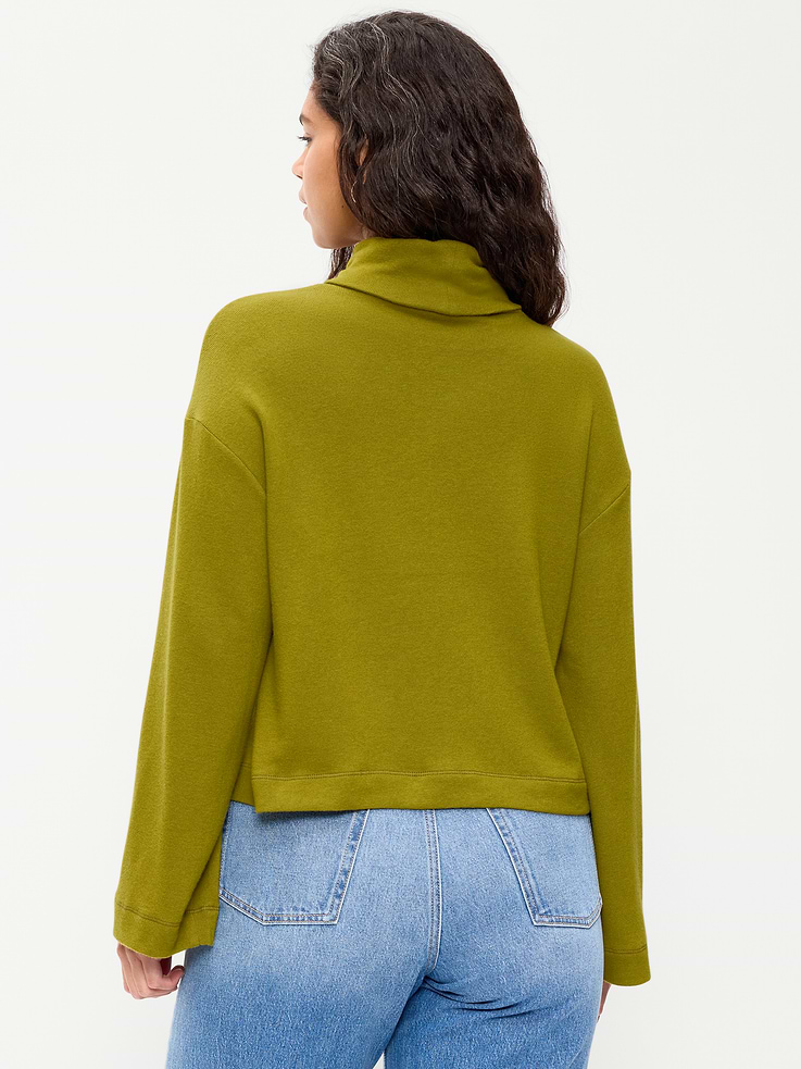 Image 7 of 9, Long-Sleeve Oversized Turtleneck Sweater