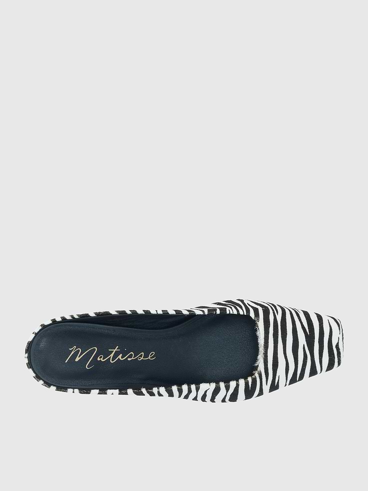 Image number 3 showing, Classy Heeled Mule