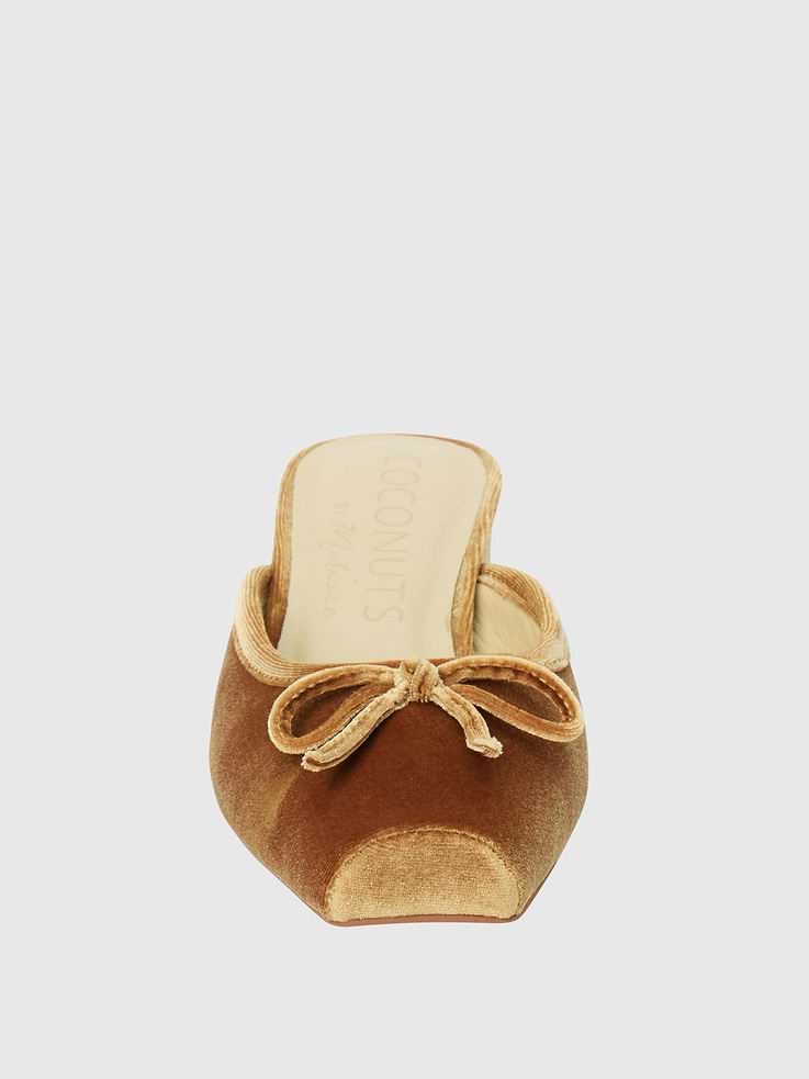 Image number 7 showing, Geneva Heeled Mule