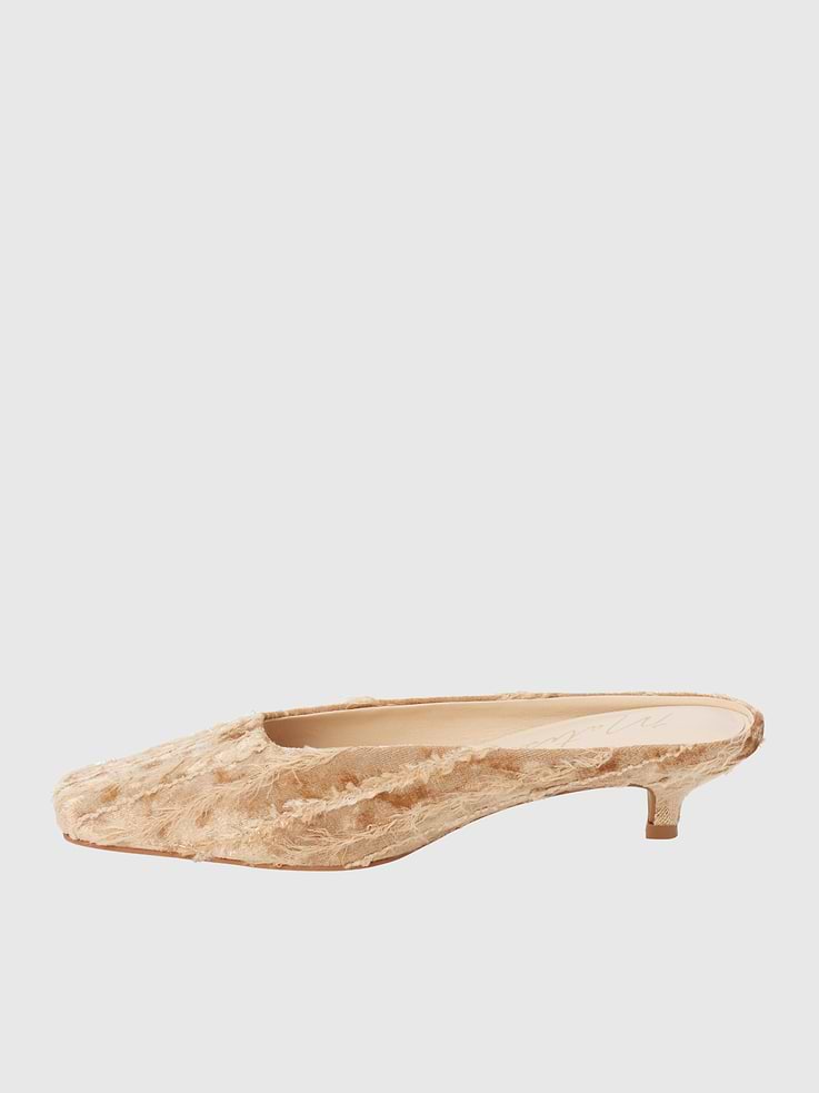 Image number 5 showing, Classy Heeled Mule