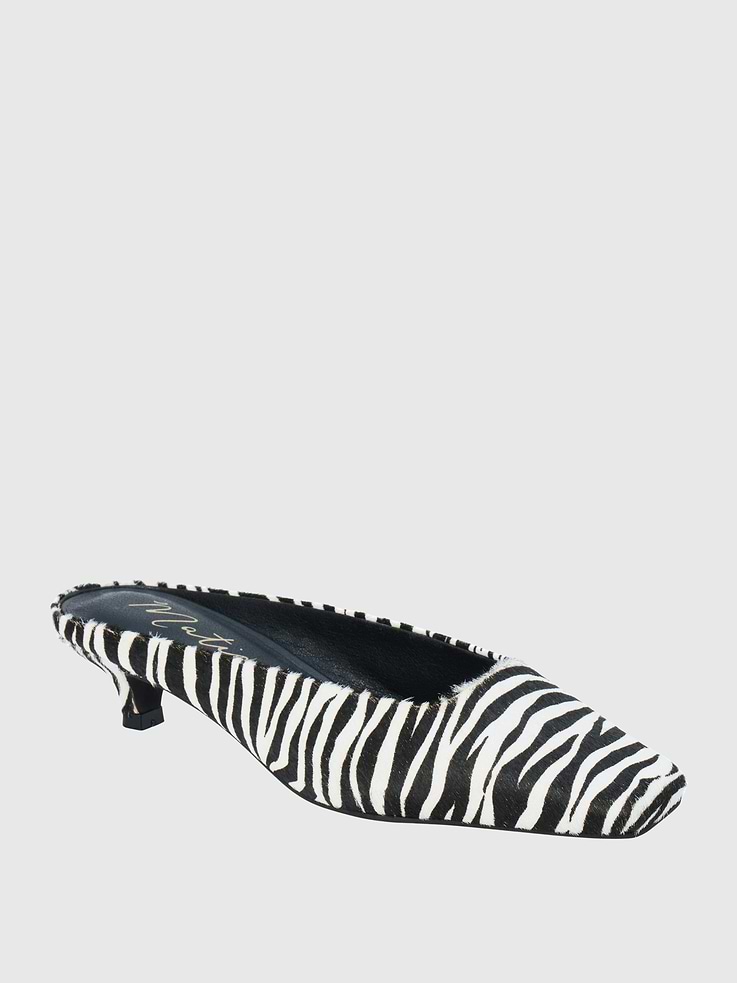 Image number 2 showing, Classy Heeled Mule