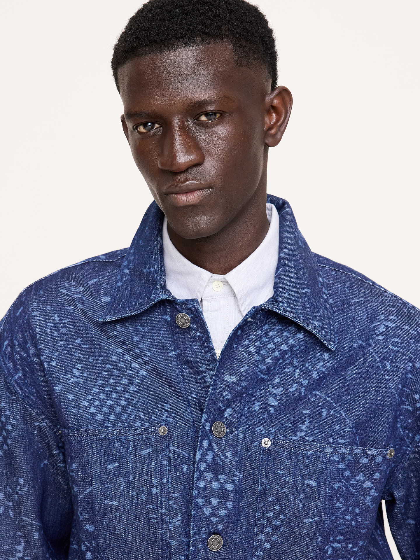 Image number 6 showing, Relaxed-Fit Italian Printed Denim Overshirt