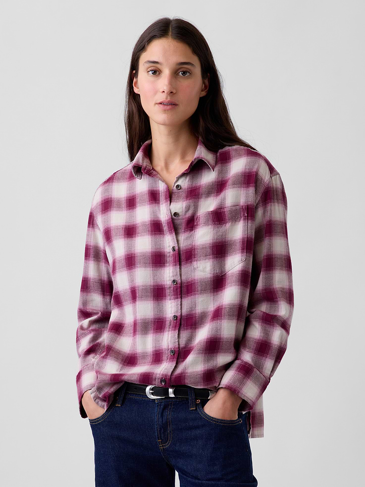 Image 1 of 5, Soft cotton flannel button-up shirt. In an oversized fit and tunic length., Spread collar, button front., Long sleeves with drop shoulders and button cuffs., Chest pocket., Straight hem., Allover plaid., Product #913911