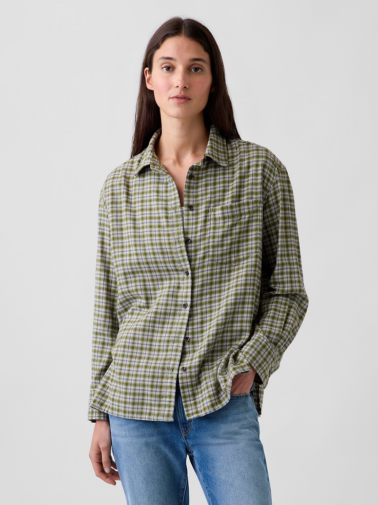 Image 1 of 5, Soft cotton flannel button-up shirt. In an oversized fit and tunic length., Spread collar, button front., Long sleeves with drop shoulders and button cuffs., Chest pocket., Straight hem., Allover plaid., Product #913911