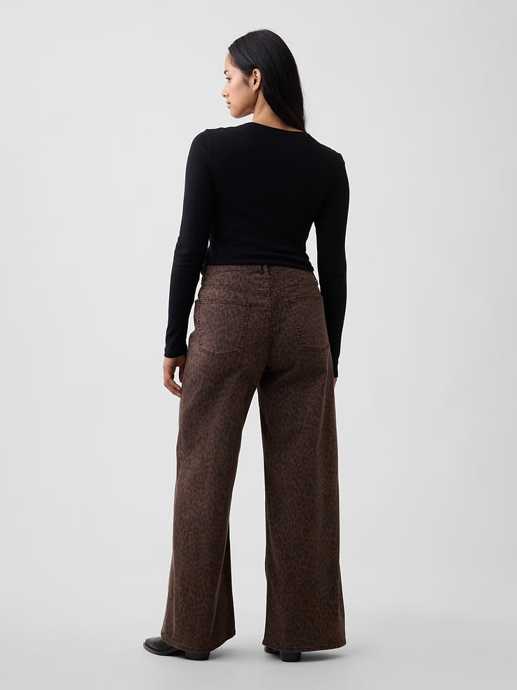 Image number 6 showing, Mid Rise Print Wide-Leg Jeans
