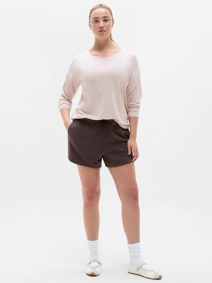 Image 4 of 5, Move With Ease Top