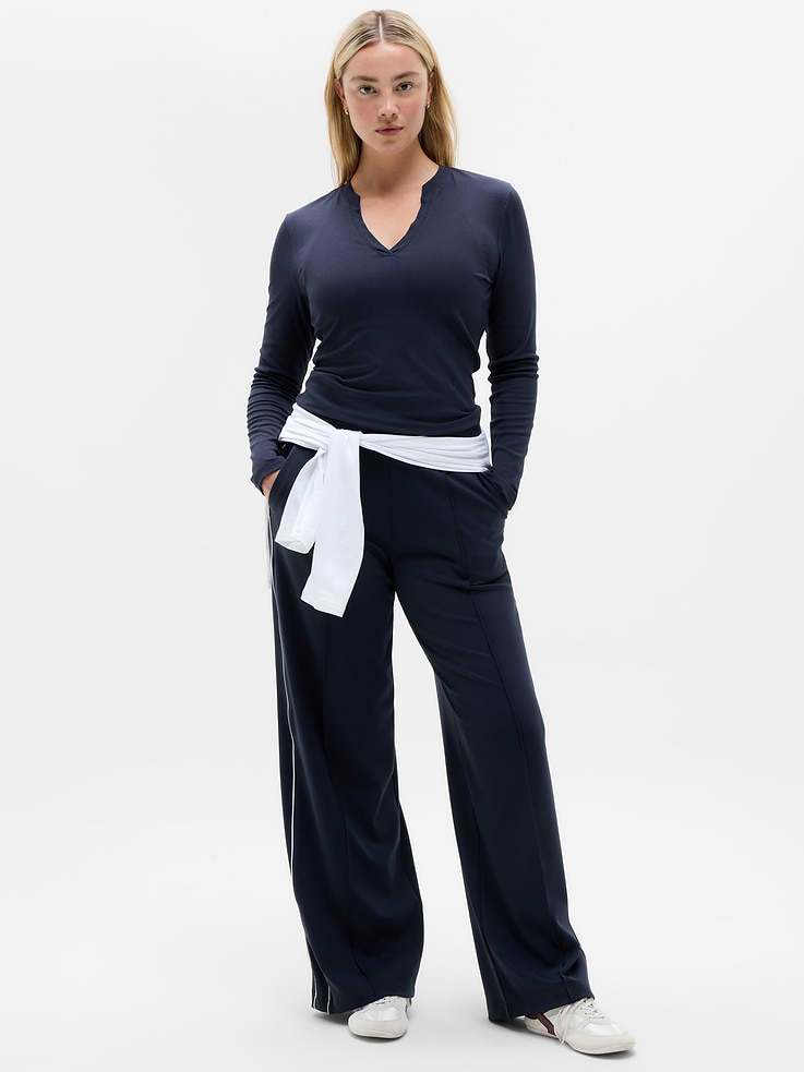 Image 5 of 7, Signature Rib V-Neck Top