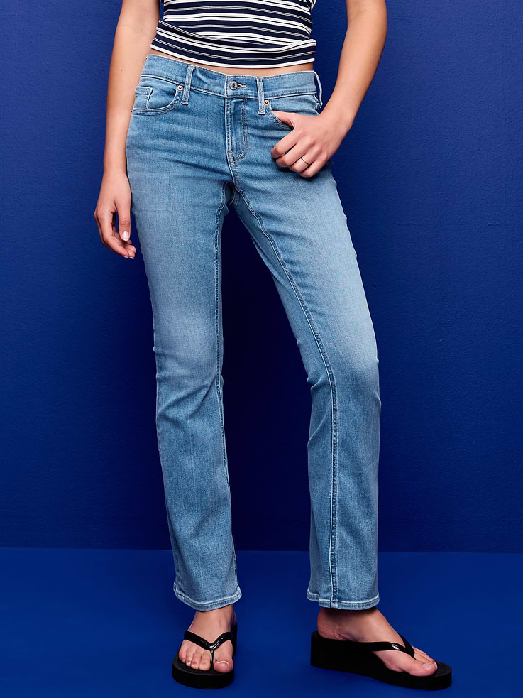 L'image numéro 2 présente Jean semi-évasé à taille basse