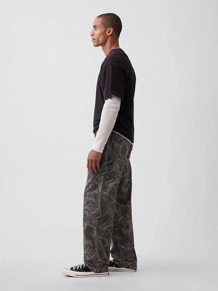 Image 4 of 6, Camo Print Relaxed Carpenter Jeans