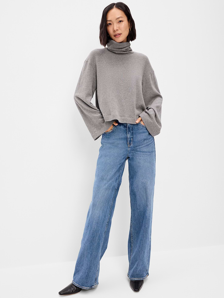 Image 3 of 9, Long-Sleeve Oversized Turtleneck Sweater