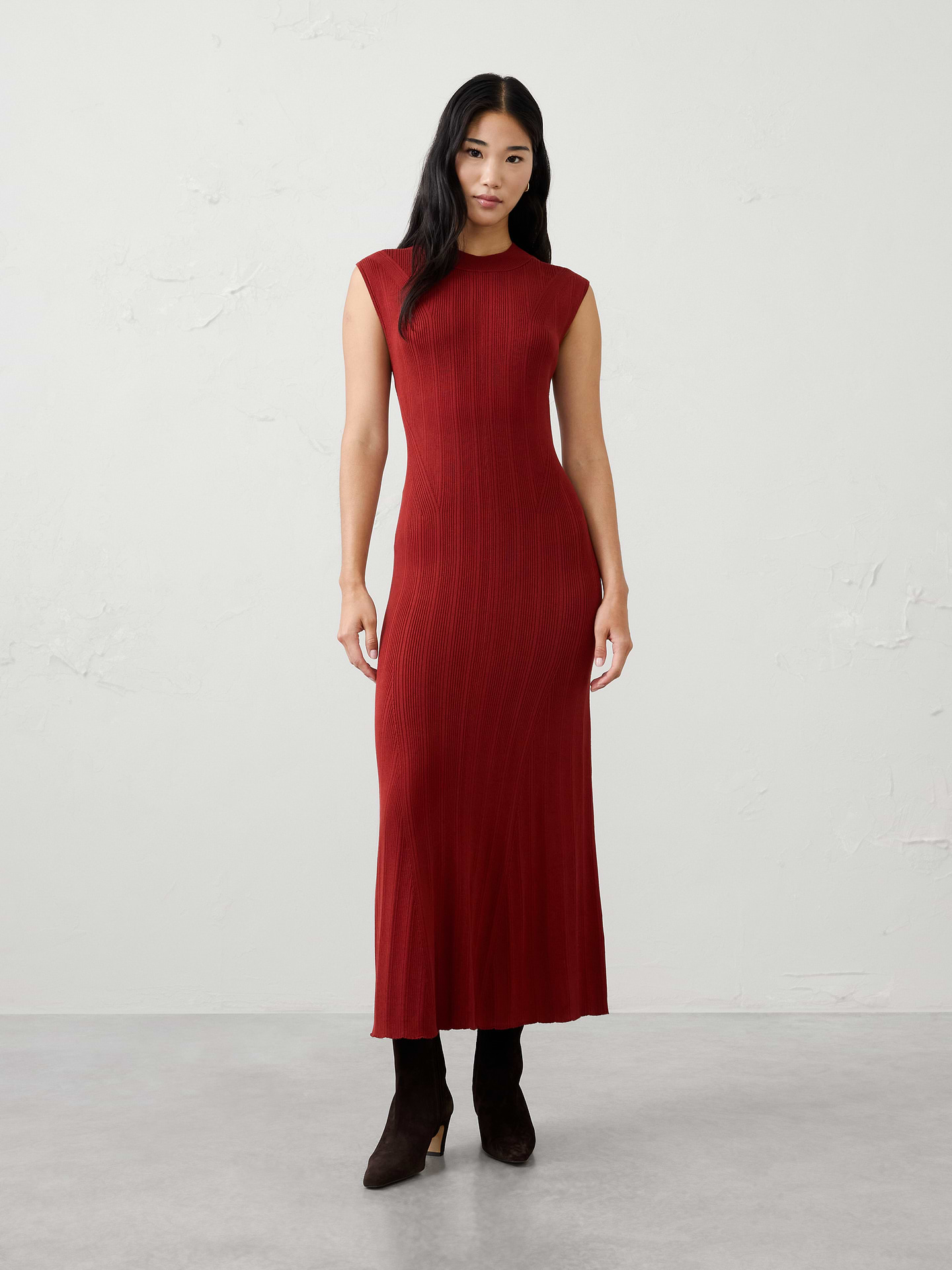 Image 1 of 6, Ribbed mock neckline. Sleeveless., Mixed rib knit detailing adds texture and visual dimension throughout., Fitted at the waist., Skirt gently flares from the hips into a graceful fit‑and‑flare silhouette., Made exclusively for Banana Republic Factory., Product #1176479