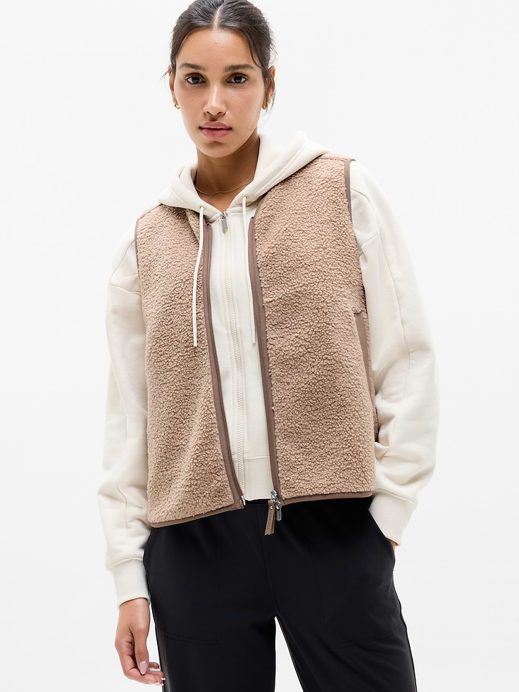 Image 1 of 8, FOR: Bundling up on your workday commute or weekend travels, from meetings to meetups, FEEL: Boucle fleece wraps you in cloud-like softness with plush, high-pile warmth, FAVE: Large hand pockets with a cozy, soft-brushed lining, Product #1174538