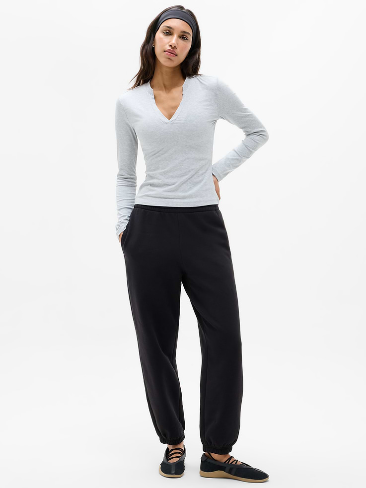 Image 5 of 7, Signature Rib V-Neck Top