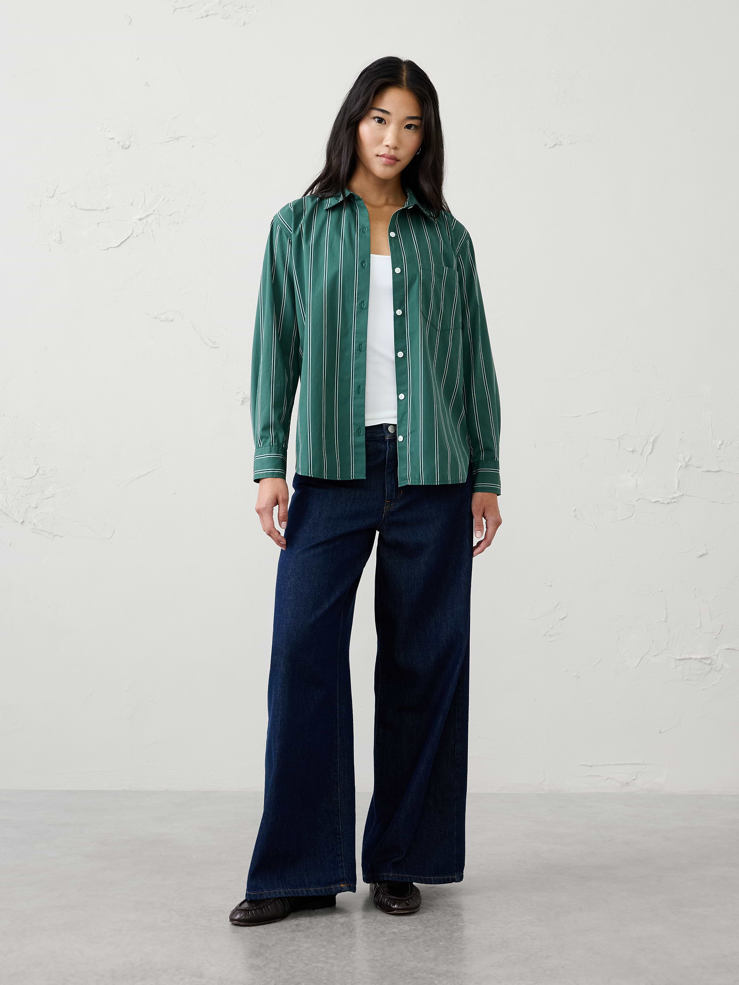 Image number 1 showing, Perfect Poplin Shirt