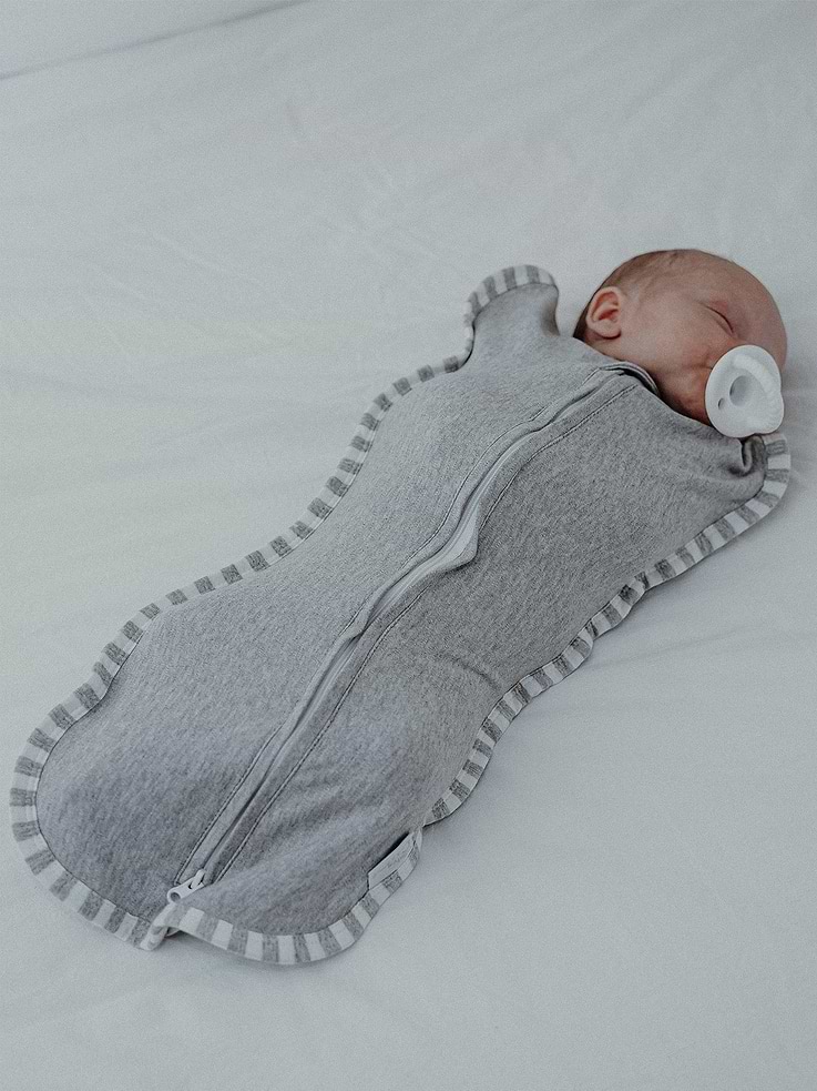 Image 2 of 4, Comfy Cubs Zipper Swaddle Blankets