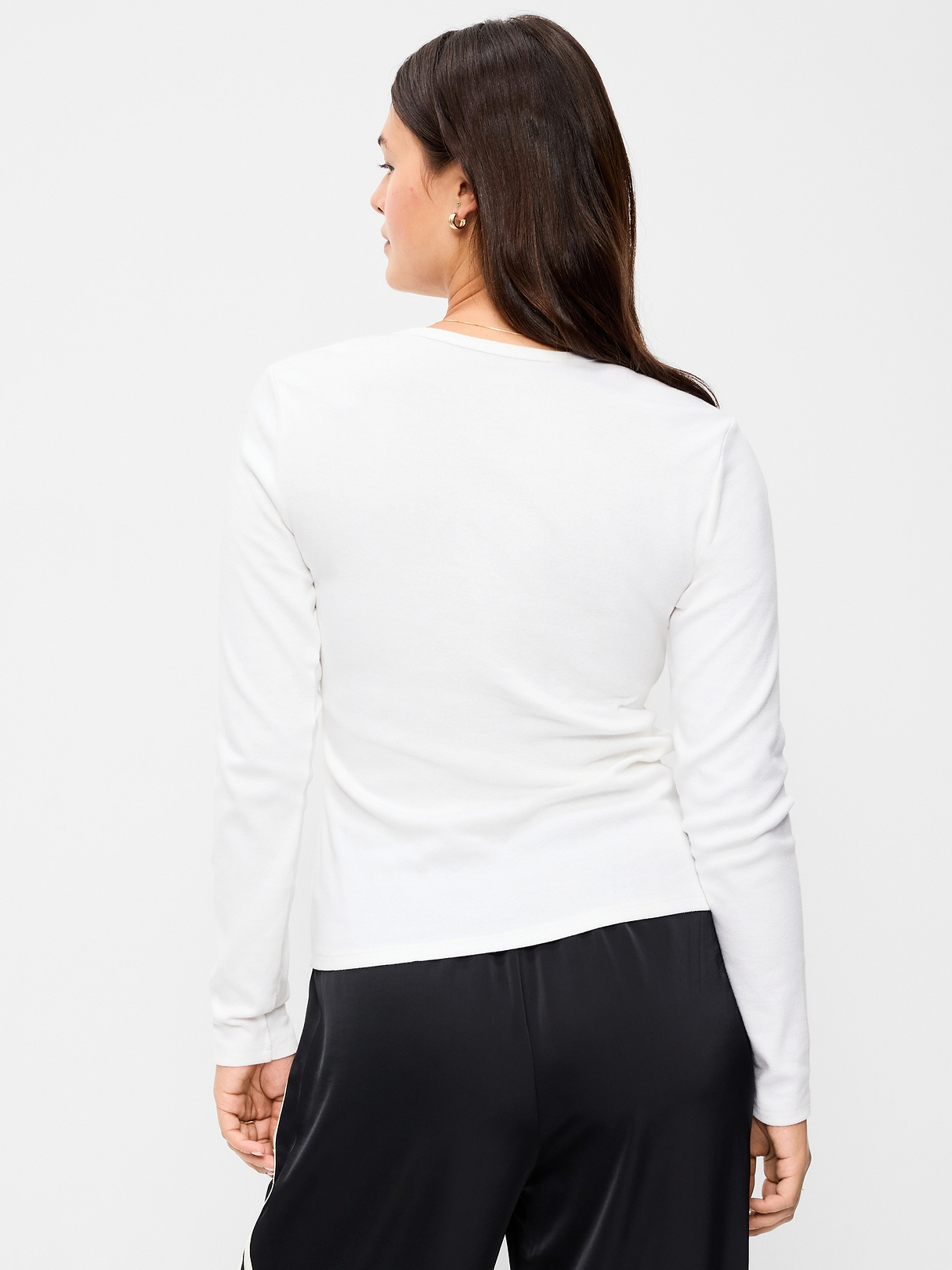 Snug Crew-Neck Long Sleeve T-Shirt | Old Navy