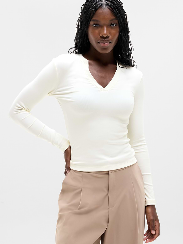 Signature Rib V-Neck Top