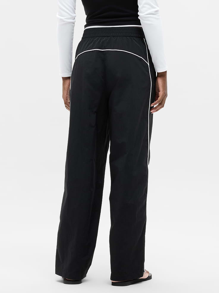 Image 3 of 6, On The Move Mid Rise Track Pant