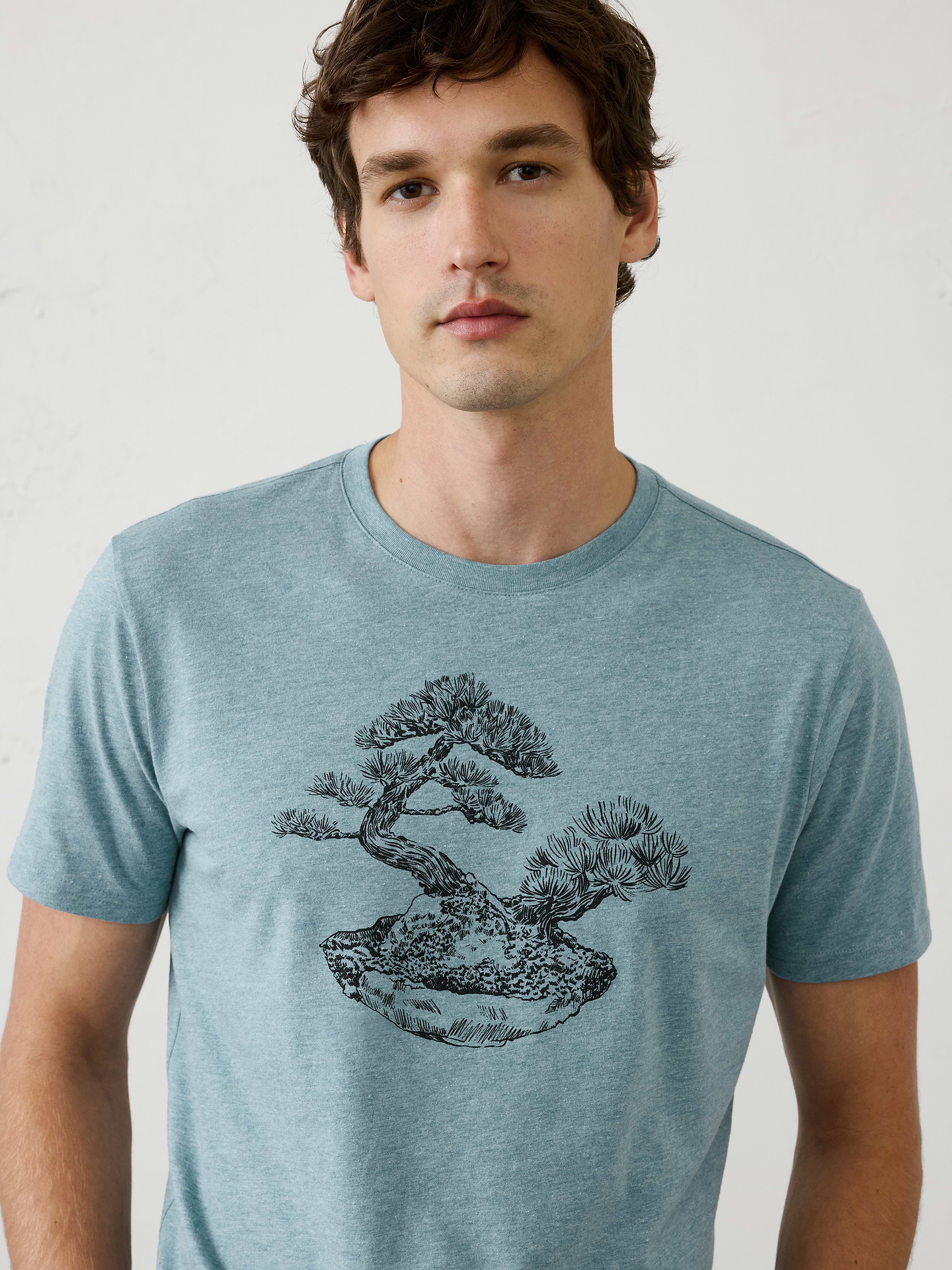 Image 3 of 8, Graphic T-Shirt