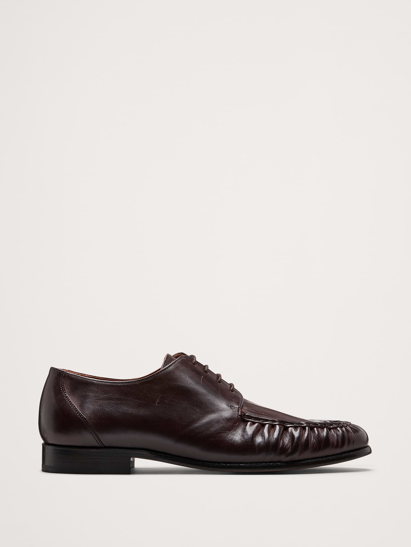 Image 1 of 6, One of the classics. We crafted our moc-toe derby loafer in a beautiful Italian leather, with the gathered seam detail that's made this style a favorite for generations., Leather uppers and leather lining., Premium foam cushioned footbed., Slip-on styling., Made in Portugal., Product #904548