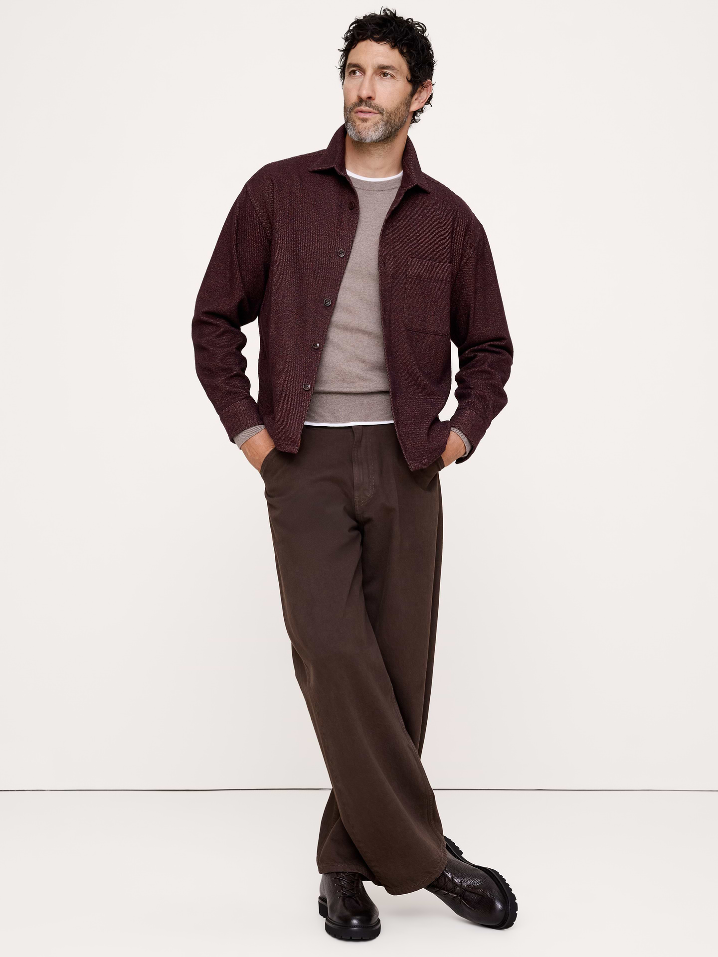 Image 1 of 5, A cold-weather essential, we love this midweight flannel shirt because it's: oh-so-soft, warm enough to layer, and made from certified organic cotton—just the way we like it., Relaxed Fit: A straight & roomy fit with a dropped shoulder seam., Spread collar with button front., Chest pocket., Straight hem., Product #906439