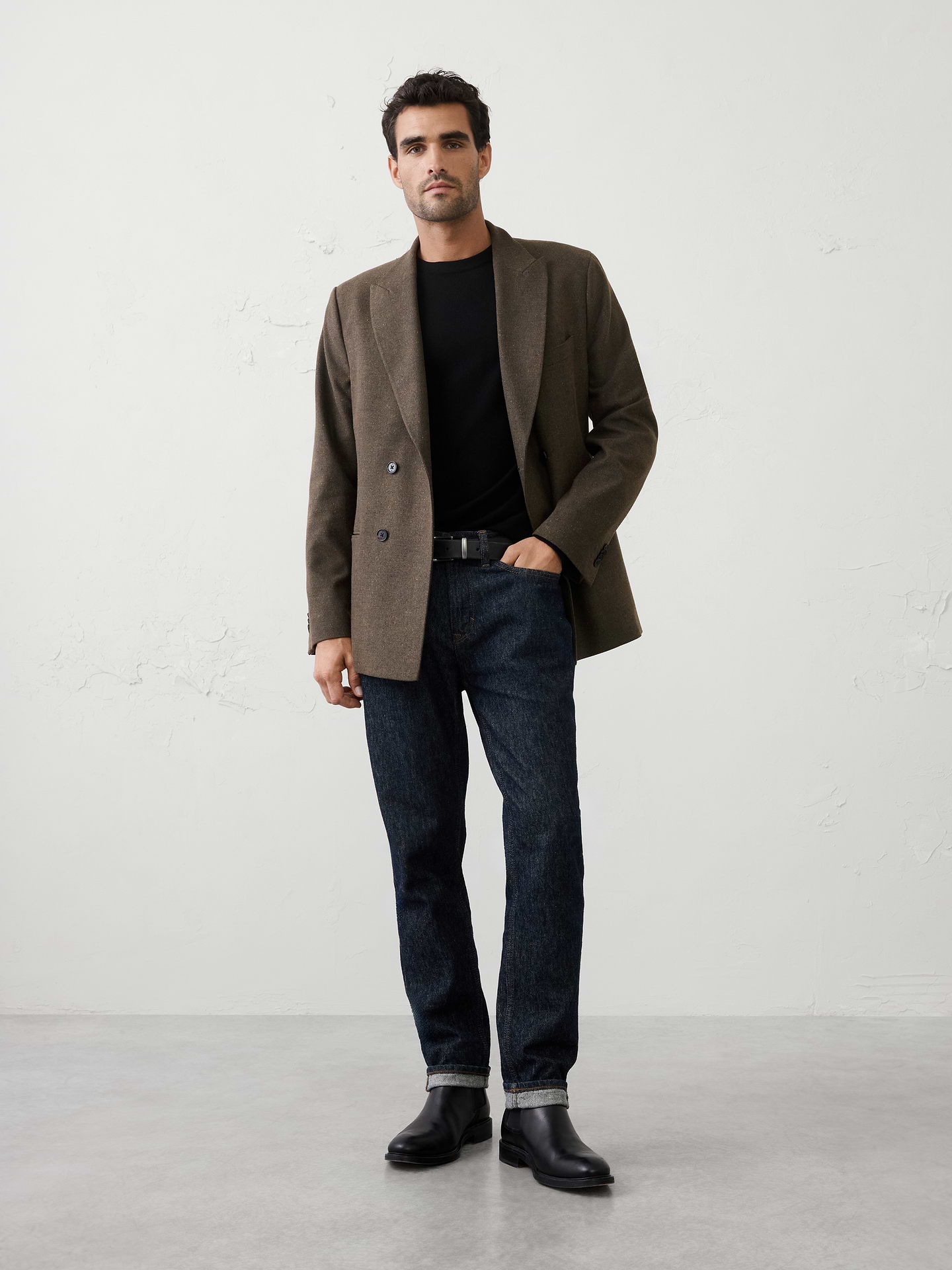 Image 1 of 4, Donegal texture adds subtle depth and dimension to this double‑breasted jacket, bringing added character to a timeless silhouette. Designed in a relaxed fit, it balances classic tailoring with effortless versatility, offering a polished look that feels refined yet easy to wear., Peak lapel. Long sleeves with four non-functioning buttons at cuffs., Double breasted button closure., Front pockets., Internal pockets., Double back vent., Made exclusively for Banana Republic Factory., Product #1175949