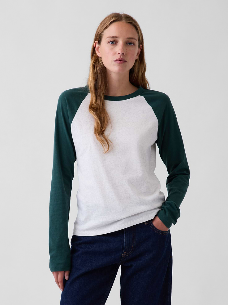 Image 1 of 5, Soft cotton jersey T-shirt., Crewneck., Long raglan sleeves., Made with 100% organically grown cotton which is grown without the use of synthetic pesticides and fertilizers., Product #1185081