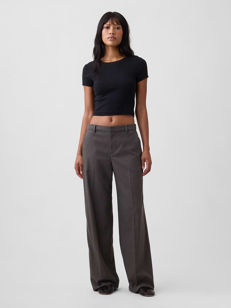 Image 1 of 7, This product is made with/contains 64% recycled polyester. Compared to virgin materials, using recycled materials helps reduce resource use and waste., Smooth weave., Hook and bar closure, zip fly., Front slant pockets, welt pockets at back., Select styles have allover print., Product #1179370