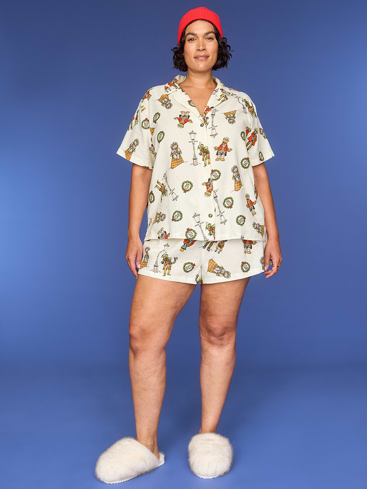 Image 7 of 8, Old Navy x Disney Muppets Flannel Pajama Shorts Set for Women, All-Access Cardmember