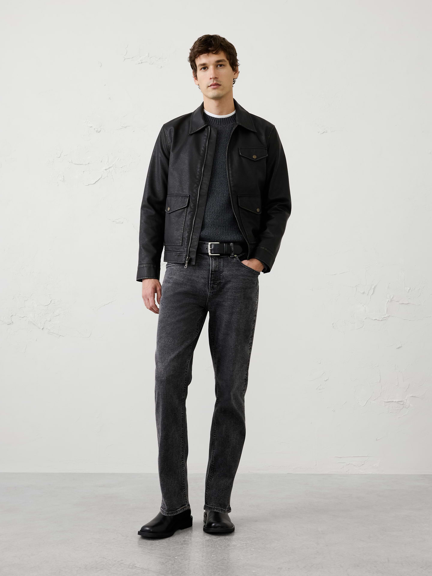 Image 1 of 7, Designed for life on the move, this Travel Jean is specially engineered with super‑soft cotton and maximum comfort stretch. Now updated in a new straight‑fit block, it offers effortless mobility and all‑day ease—from everyday errands to your next adventure., WASHWELL: Better denim. Better planet. These jeans are part of our water-saving Washwell program. Compared to conventional wash methods, Washwell has saved millions of liters of water since 2016., Washwell Water Quality Program is designed to ensure water used to make our denim does not pollute local waterways., Shank button closure with zip fly. Belt loops., Five pocket styling., Travel Denim available in Slim, Athletic, Straight., Made exclusively for Banana Republic Factory., Product #1175840
