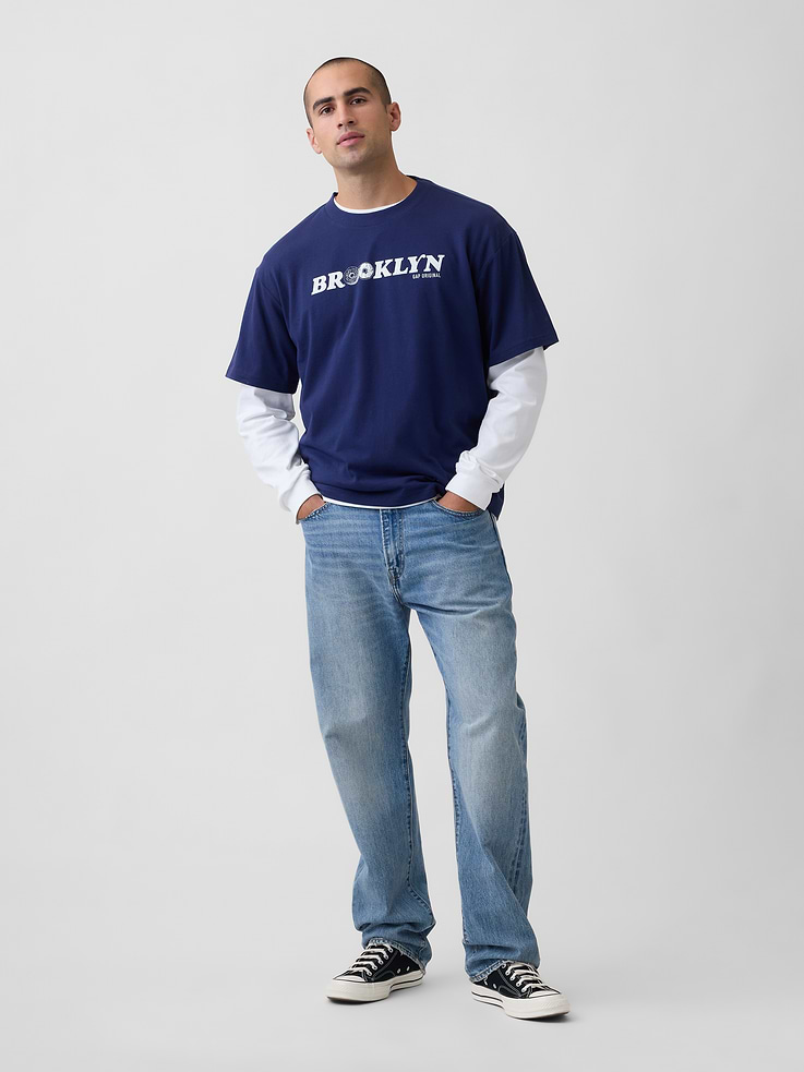 Image 3 of 5, Everyday Soft Relaxed Gap Brooklyn Graphic T-Shirt