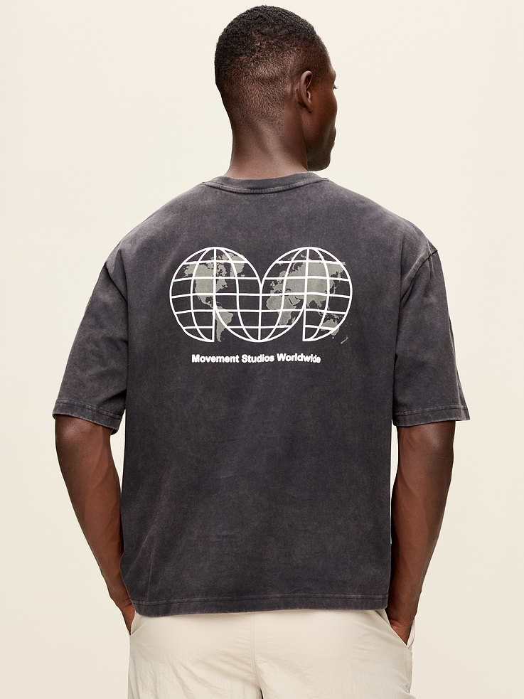 Image 1 of 4, Make your moves in Old Navy Sport's Lived-In Pro: Breathable, premium cotton with lived-in softness., crew neck, short sleeves, graphic at front, Product #907956