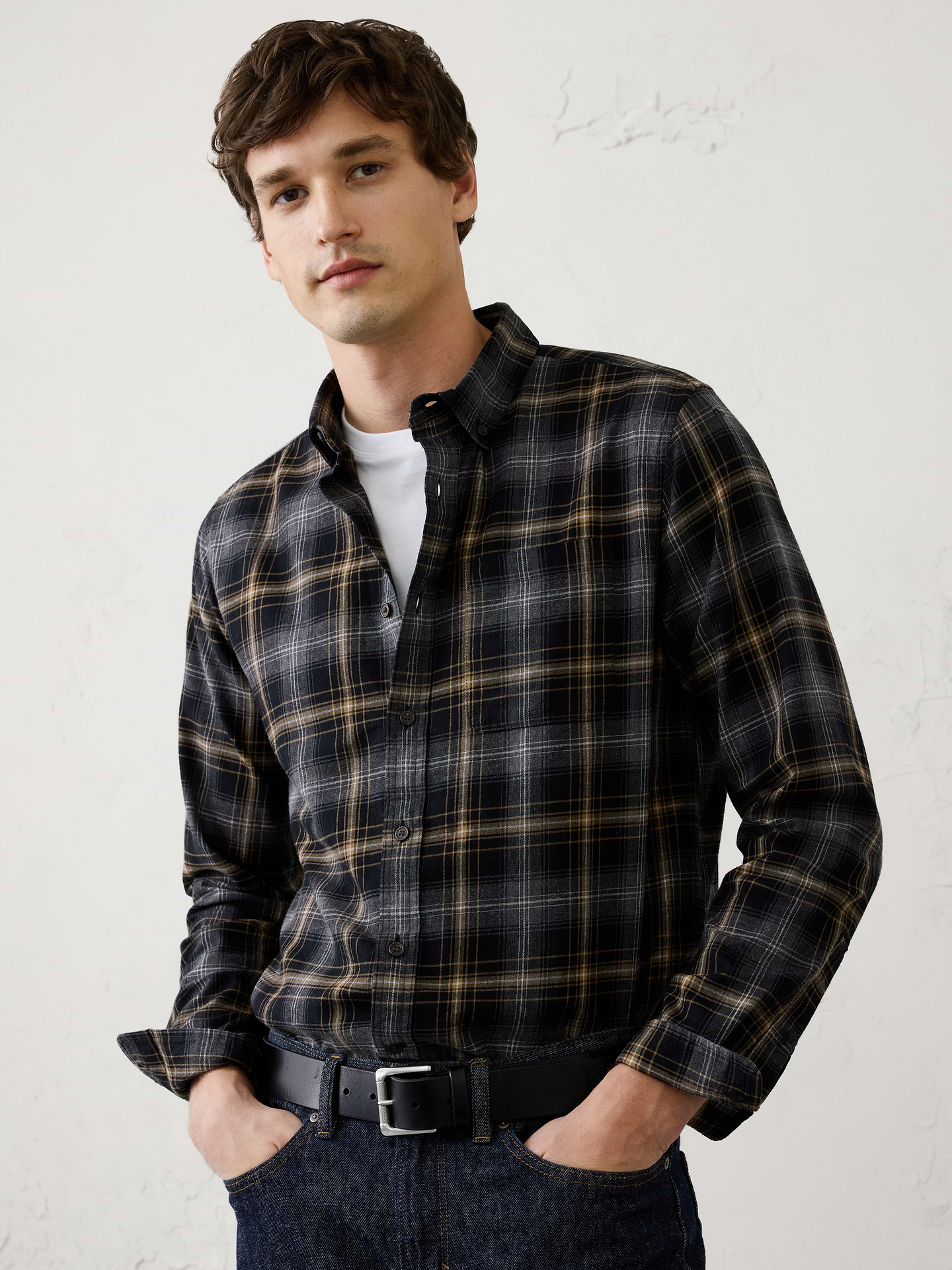 Image 1 of 3, A lightweight flannel designed for seasonal transitions, offering the softness and classic pattern of traditional flannel without the bulk. Easy to layer and versatile across a range of everyday looks., UNTUCKED: Designed with a shorter hemline to hit right at the hips., Button down collar. Long sleeves with adjustable double-button barrel cuffs and button vents., Button‑front closure., Chest pocket., Back yoke., Shirttail hem., Made exclusively for Banana Republic Factory., Product #1175888