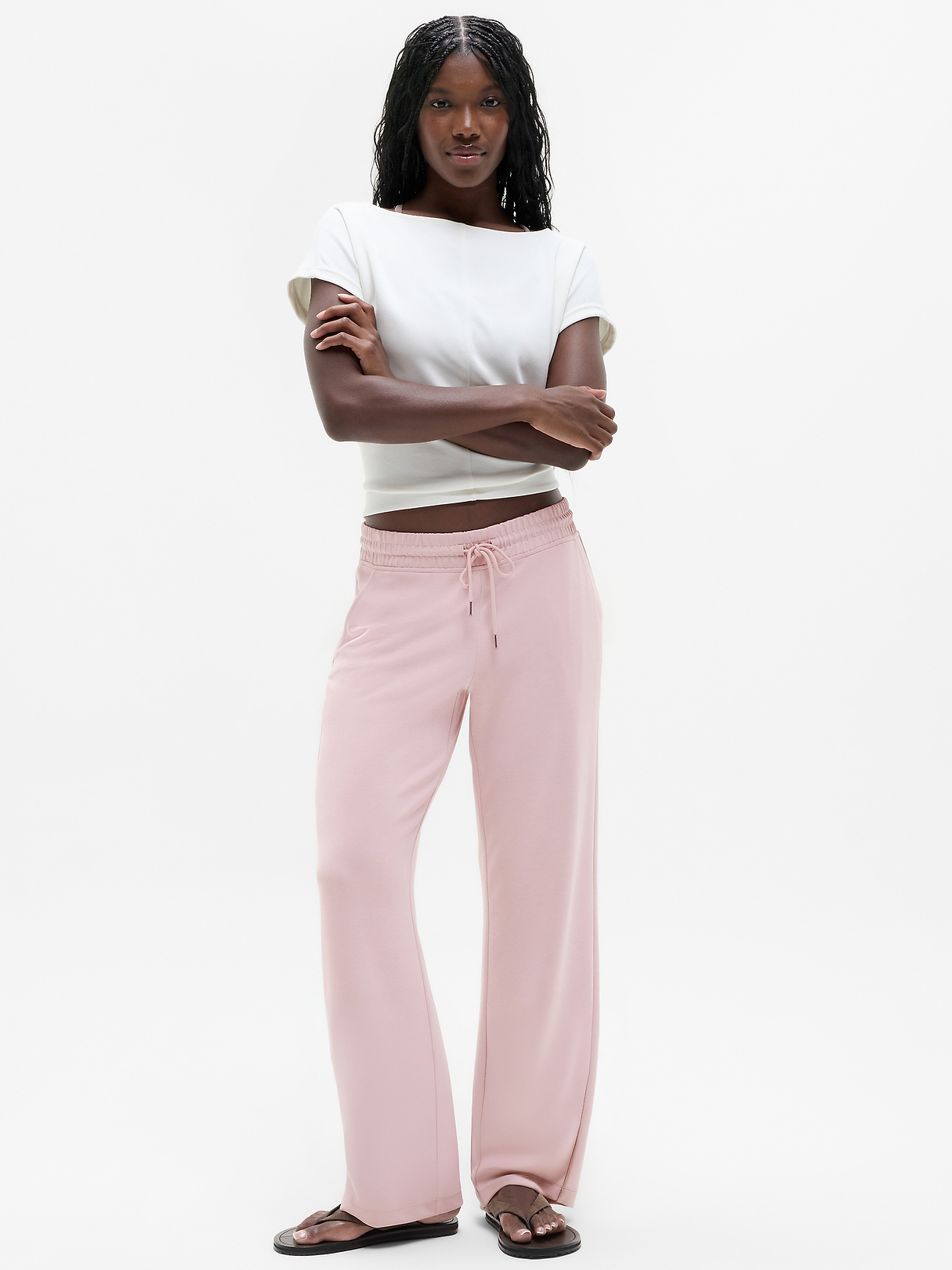 Seasoft Mid Rise Straight Pant | Athleta