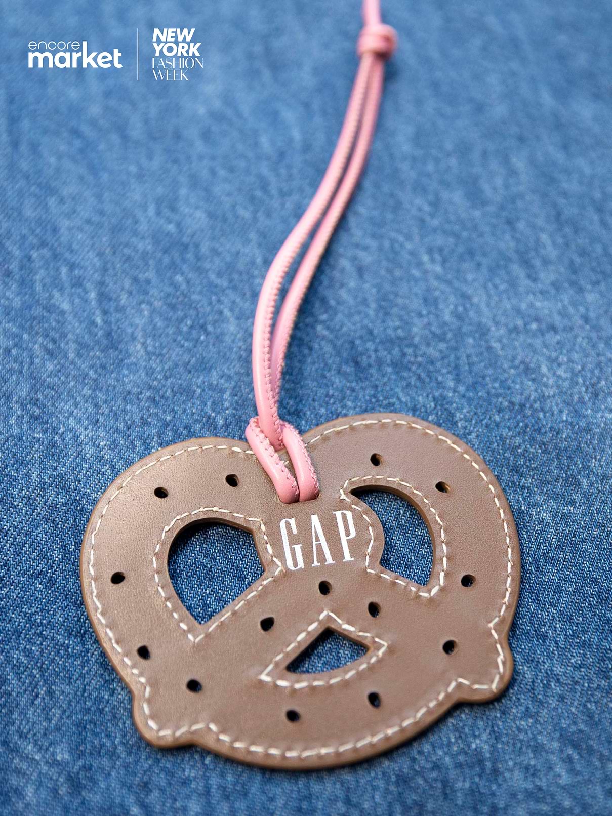 Image 2 of 2, Exclusive Gap NYC Bag Charms