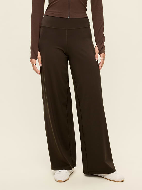 High-Waisted StudioSmooth Wide-Leg Pants