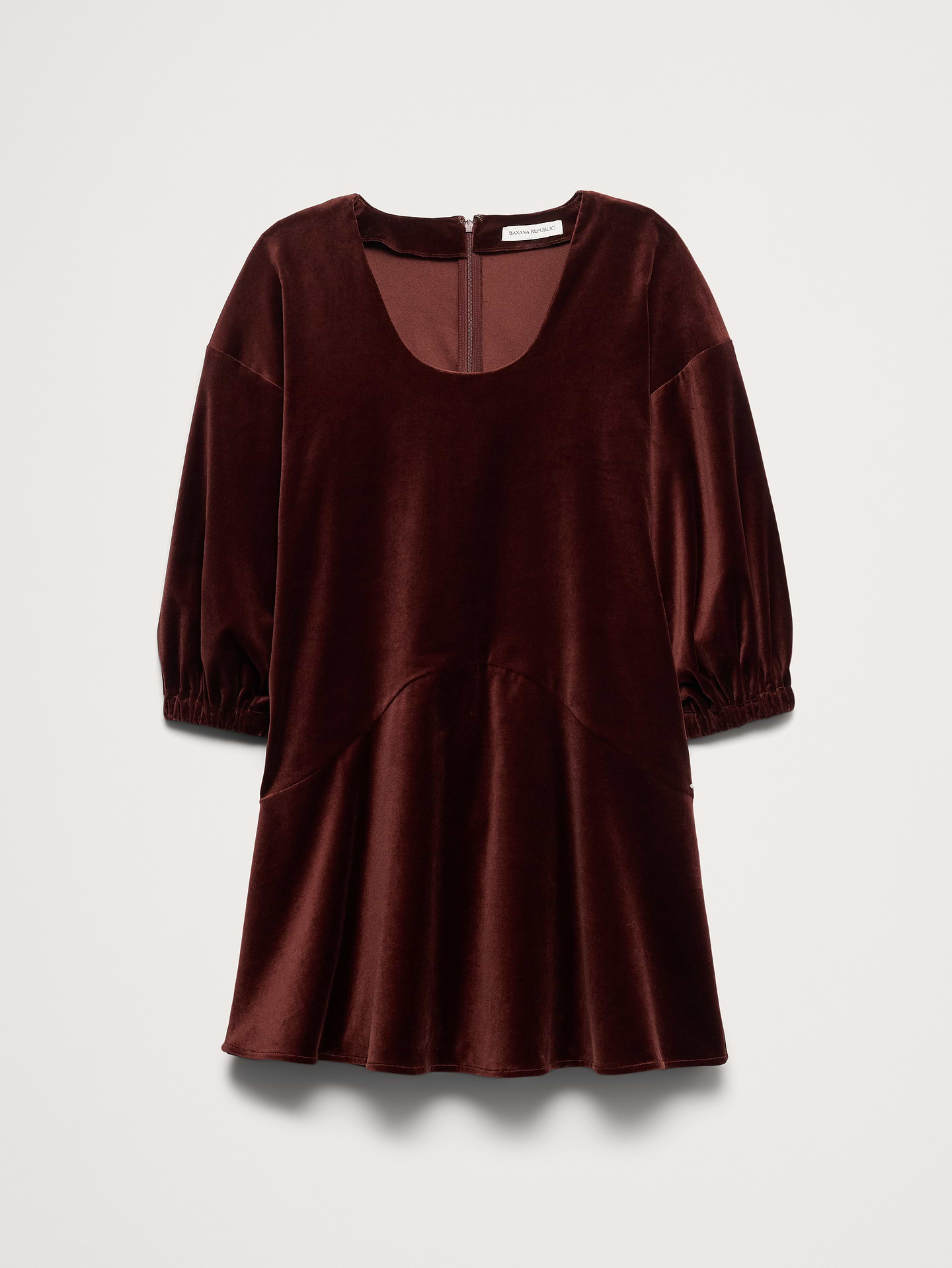 Image 7 de 7, Robe courte en velours à manches bouffantes