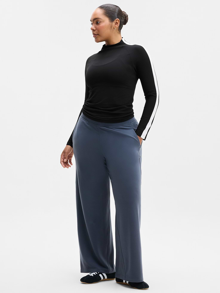 Image 4 of 6, Renew Seamless Mock Neck Top