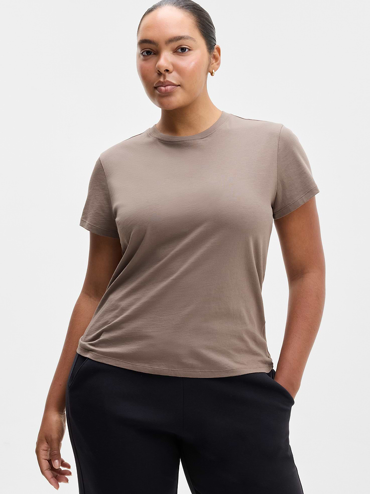 Image 1 of 6, FOR: Your workday commute and weekend travels, from meetings to meetups, FEEL: 100% cotton in its purest expression, Favorite Cotton is our lightest-weight and most comfortable natural fabric to date, FAVE: Infinitely versatile staple plays well with everything, every time, Product #849909