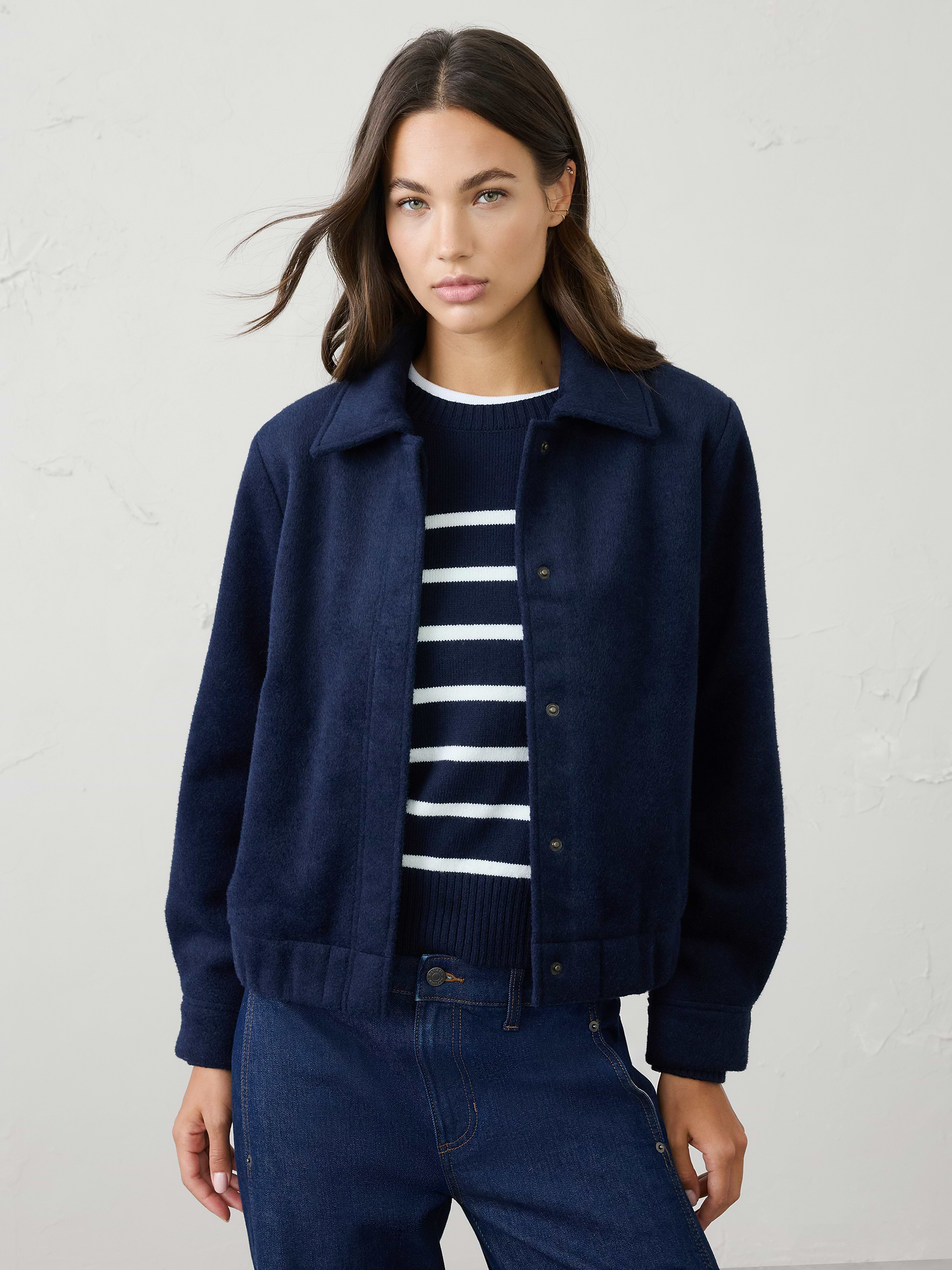 Image 1 of 7, Point stand collar. Long sleeves with hidden snap cuffs., Hidden snap front closure., Angled welt front pockets., Elasticated hem., Jersey lining., Made exclusively for Banana Republic Factory., Product #1176816