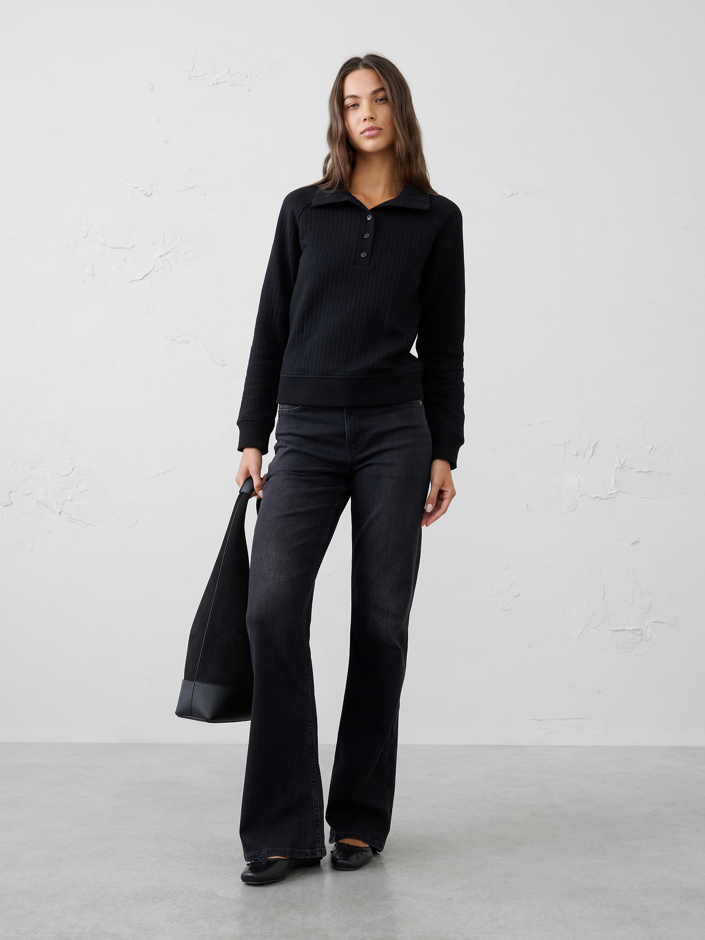 Image 1 of 4, Designed for effortless comfort, this quilted sweatshirt is soft, lightweight, and provides just the right amount of warmth. The textured quilted construction adds subtle dimension and visual interest, while the easy silhouette makes it a versatile layer for everyday wear. Not too heavy and never overcomplicated, it's the kind of comfortable staple you'll reach for again and again., Point collar with extended button henley placket., Long raglan sleeves., Made exclusively for Banana Republic Factory., To view a copy of this product’s label, copy the style number below and search this database Law Label Lookup <, Product #1185994