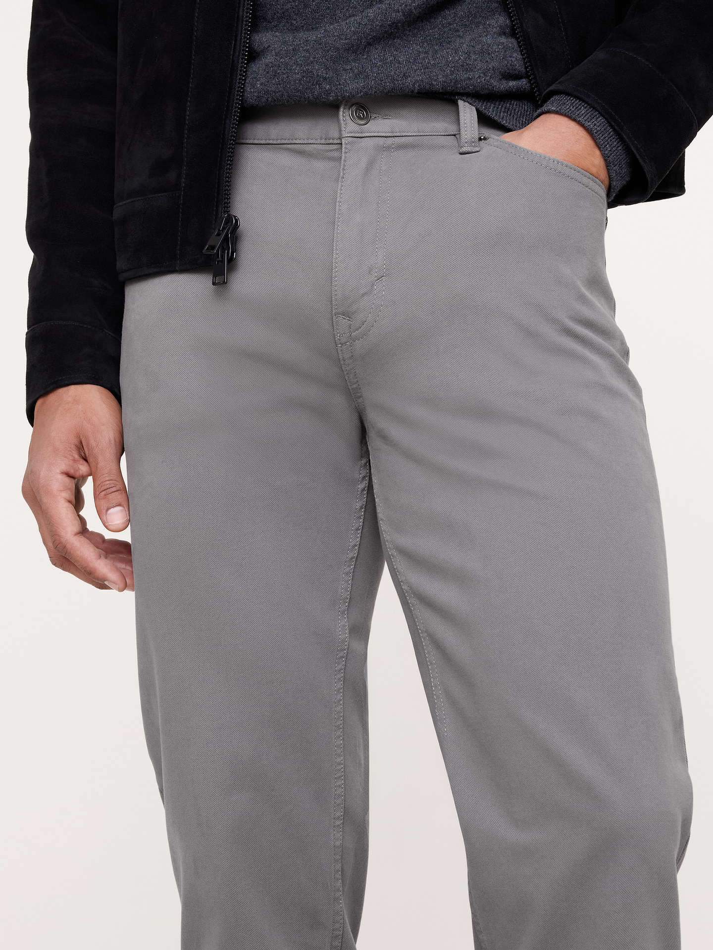 Image 3 of 8, Straight Traveler Pant