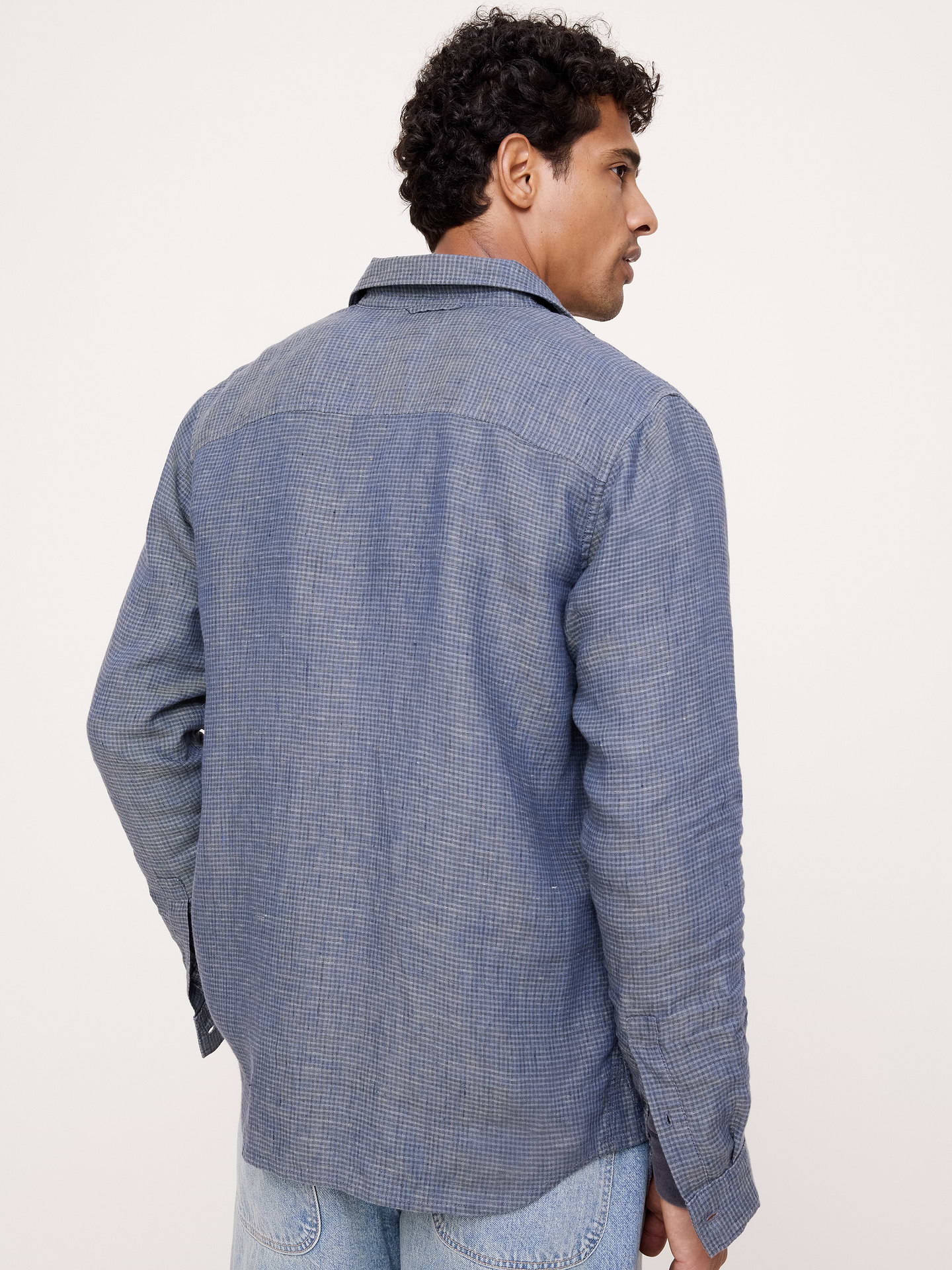 Image 3 of 8, Standard-Fit Linen Shirt