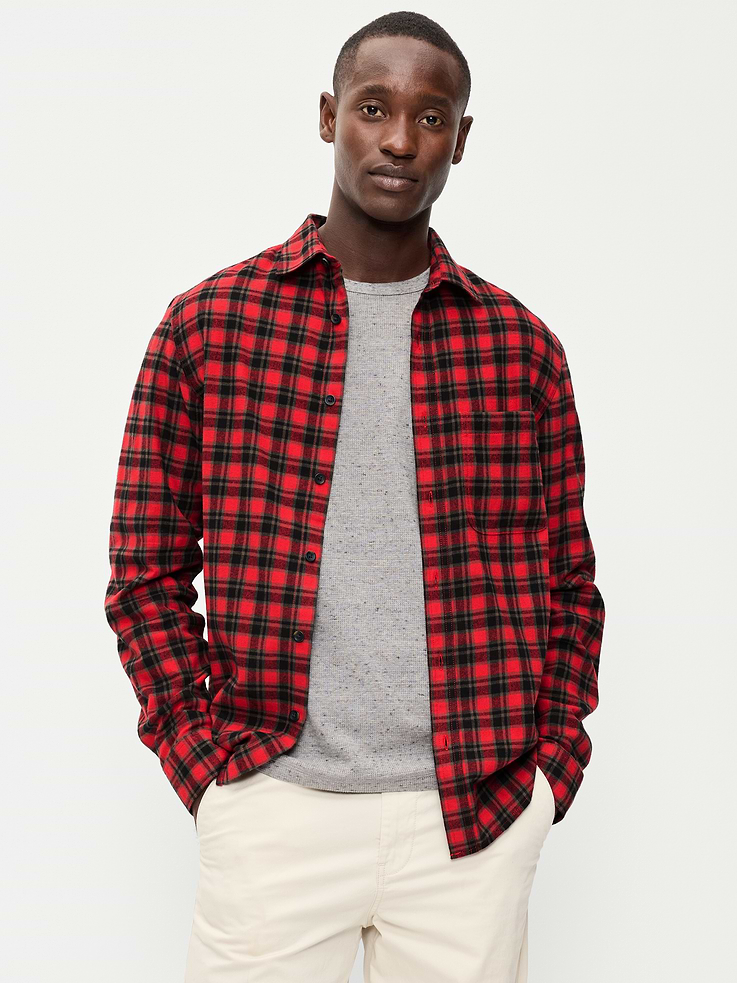 Image 1 of 4, spread collar, long sleeves with buttoned cuffs, full-button front, chest pocket, Product #1184094